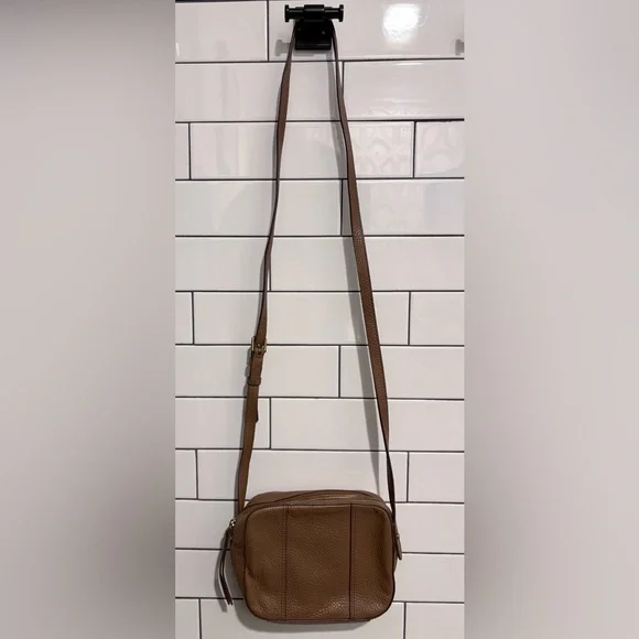 Fossil Jenna Leather Crossbody Camera Bag - Picture 4 of 6